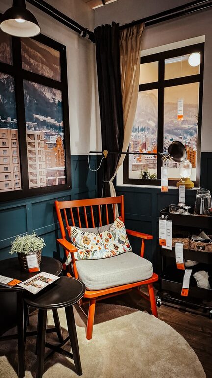 Quick Ideas to Brighten a Dark Room Effortlessly